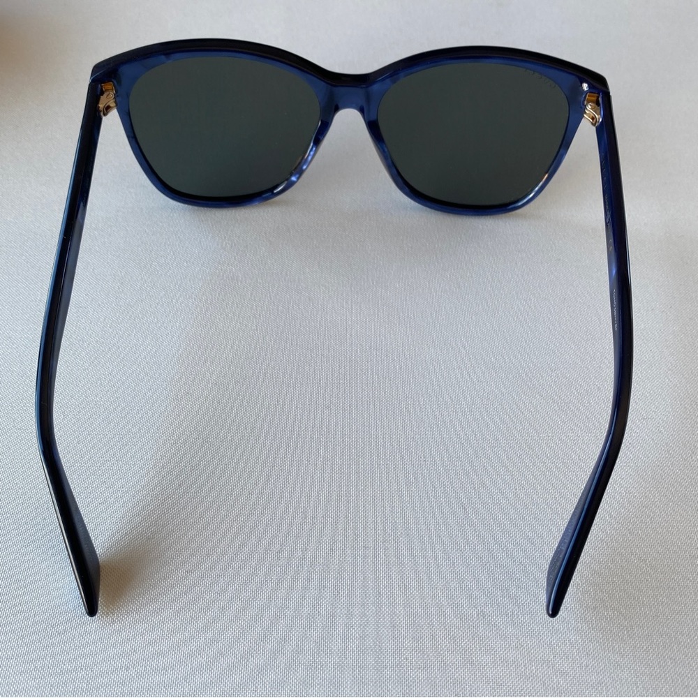 GUCCI Limited Edition Blue Pearl Sunglasses - Picture 4 of 9
